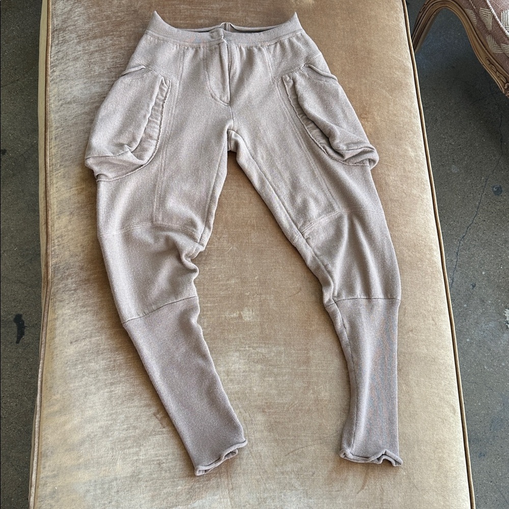 Fashion Forward Trendy Fall knit pants Large pockets Inspired equestrian style